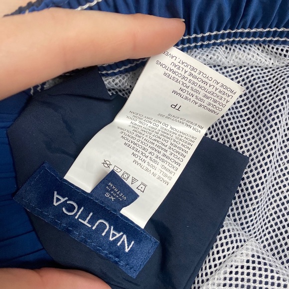 Nautica Mens 8" Deck Trunks Size XS Navy Shorts - Picture 4 of 7